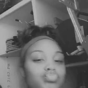 Meet your Posher, Olivia nelson